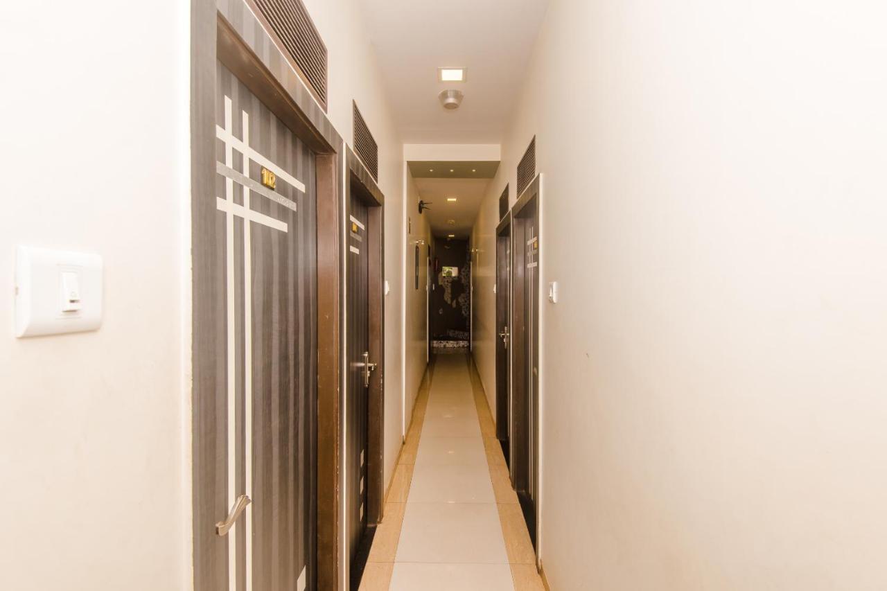 Fabexpress Bently Palace Mumbai Bagian luar foto